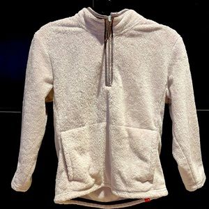 NWOT Fleece half zip pull over